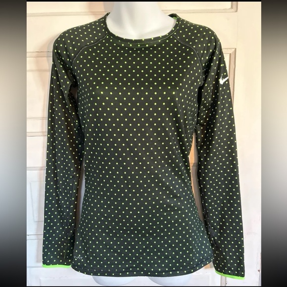Nike Pro Dry Fit Women's Black and Green Dotted Pullover w/Thumbholes. Small - Picture 1 of 10